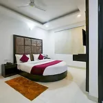 Regal Retreat Near Delhi Airport